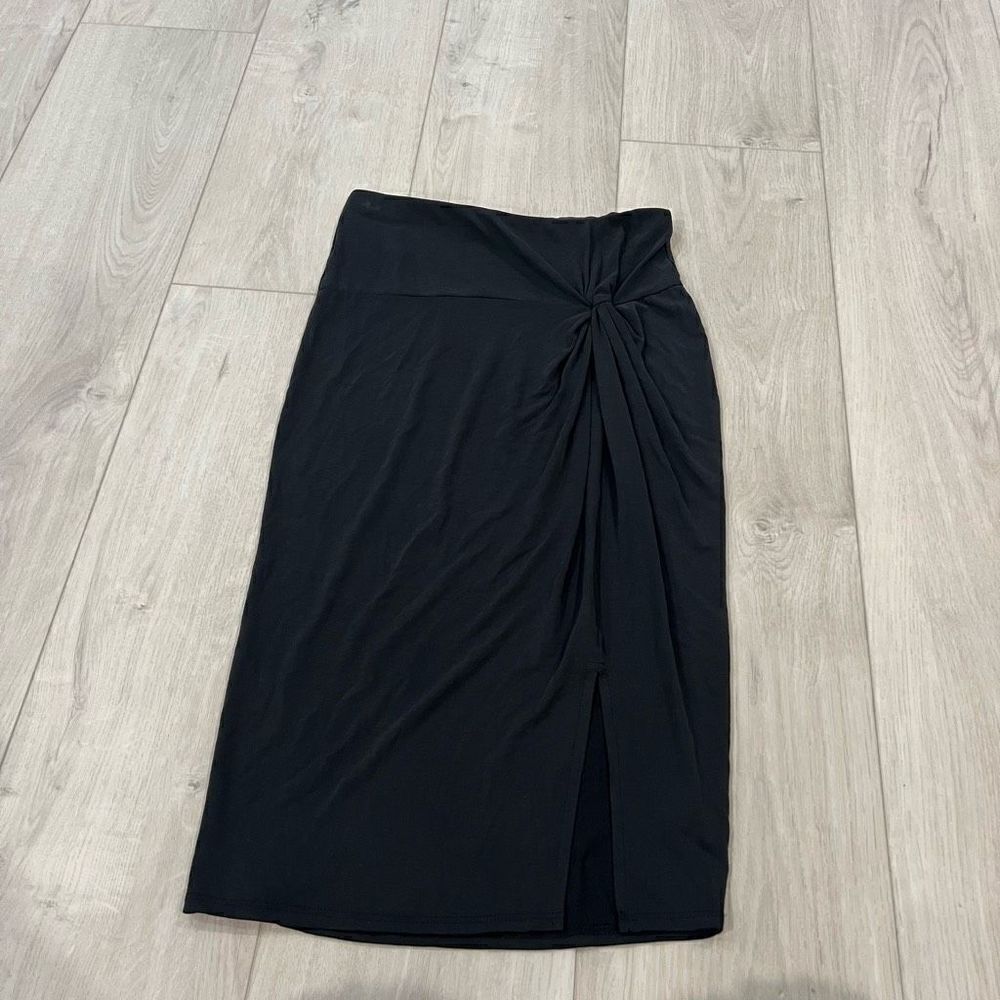 Coa women’s skirt black size s
